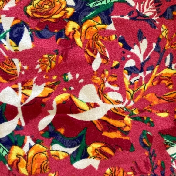 LuLaRoe Leggings TC - Picture 2 of 4